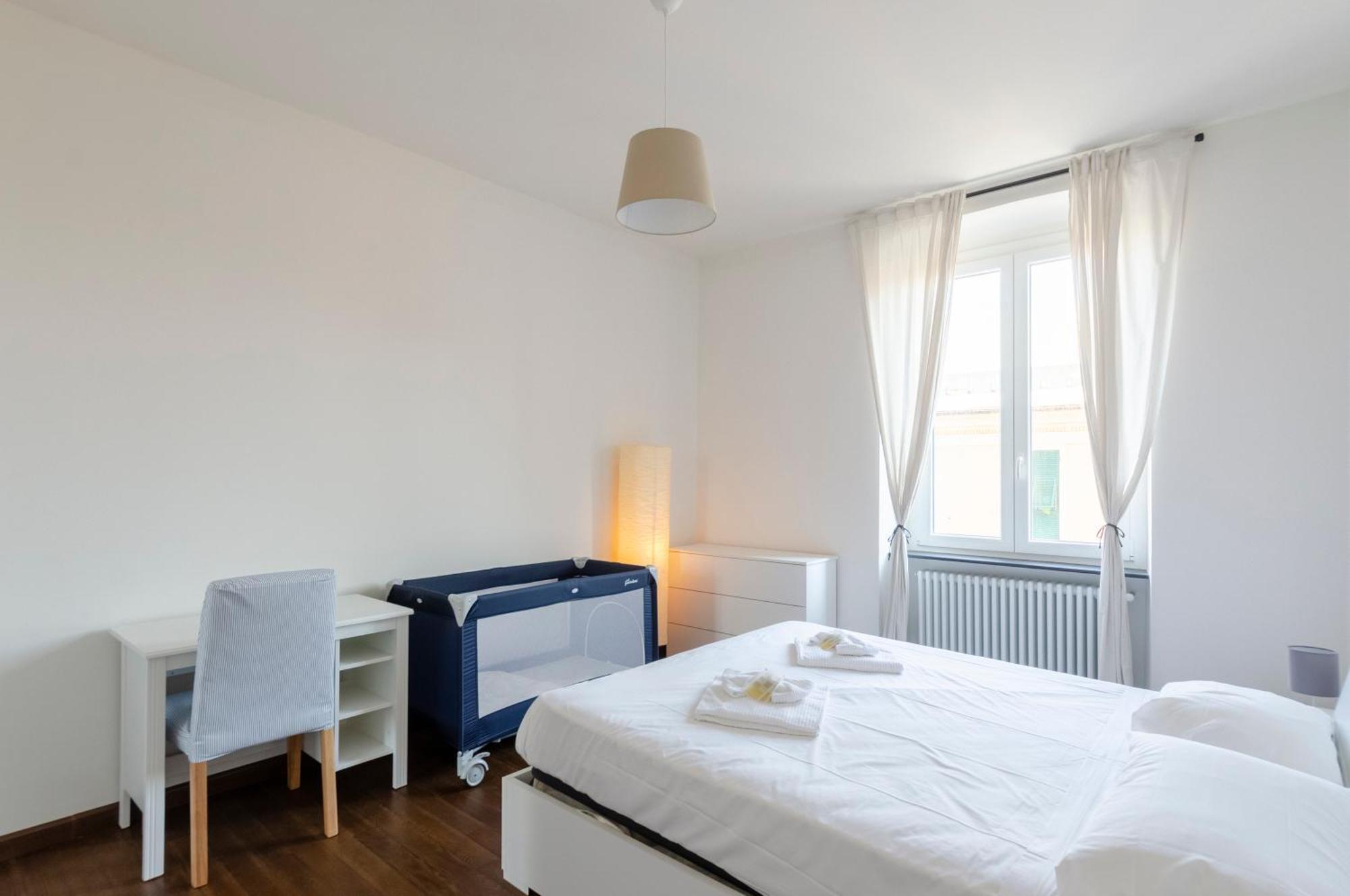 Joivy Spacious Family Apt For 4, In Carignano, Генуя Экстерьер фото